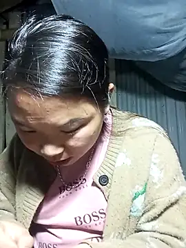 may-squirl online show from 11.03.25