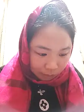 may-squirl online show from 11.22.25