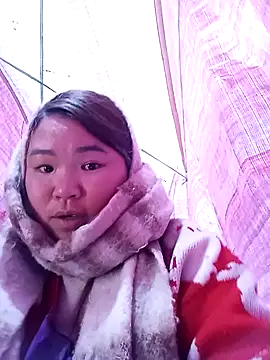 may-squirl online show from 02.03.26