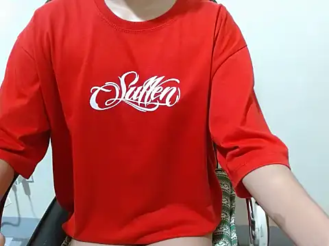Snapshot of Kelen_Grace18xx chatting on 10.20.25 Kelen Grace18xx online show from 10.20.25