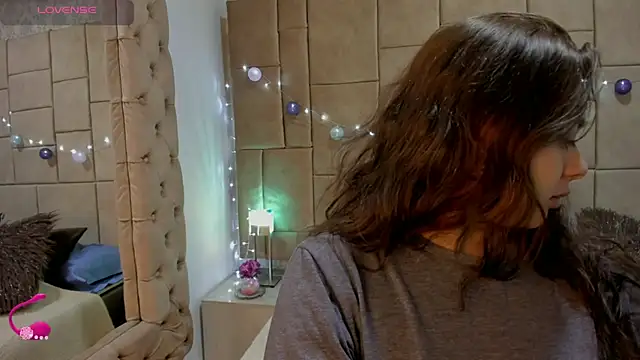 Snapshot of ambar_69_ chatting on 10.04.25 ambar 69  online show from 10.04.25