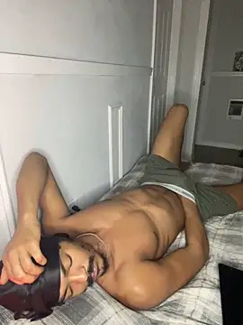 TRILLAHUNG online show from 09.30.25