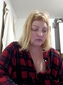 LiluLiluLilu online show from 04.19.26