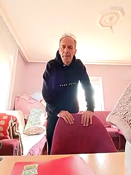 Snapshot of Meliwem12 chatting on 11.26.25 Meliwem12 online show from 11.26.25