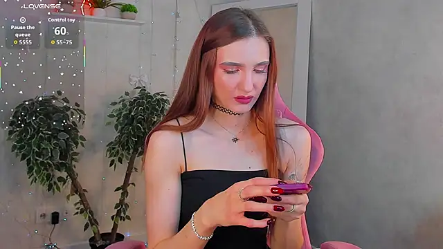 Alisha Green online show from 06.12.26