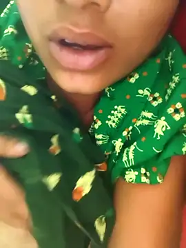 Snapshot of telugu_roja_099 chatting on 10.04.25 telugu roja 099 online show from 10.04.25