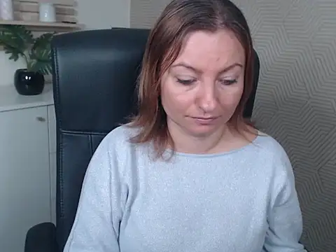 Snapshot of angelaSamt chatting on 09.24.25 angelaSamt online show from 09.24.25