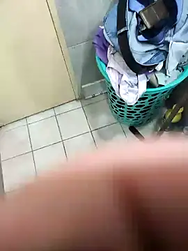 Snapshot of rorope chatting on 11.12.25 rorope online show from 11.12.25