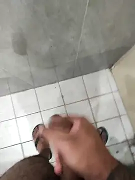 Snapshot of rorope chatting on 11.23.25 rorope online show from 11.23.25