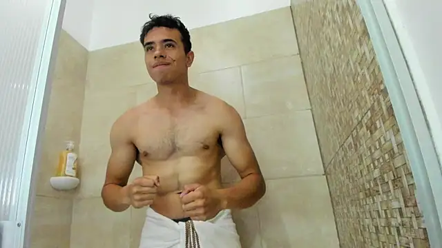 Snapshot of Muscle_Scott chatting on 09.21.25 Muscle Scott online show from 09.21.25