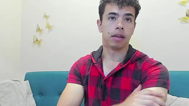 Snapshot of Muscle_Scott chatting on 10.04.25 Muscle Scott online show from 10.04.25