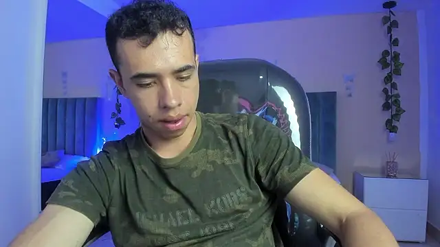 Snapshot of Muscle_Scott chatting on 02.07.26 Muscle Scott online show from 02.07.26