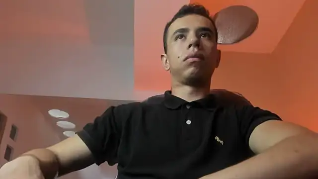 Snapshot of Muscle_Scott chatting on 02.10.26 Muscle Scott online show from 02.10.26