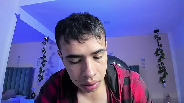 Snapshot of Muscle_Scott chatting on 02.12.26 Muscle Scott online show from 02.12.26