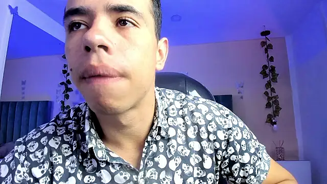 Snapshot of Muscle_Scott chatting on 02.14.26 Muscle Scott online show from 02.14.26