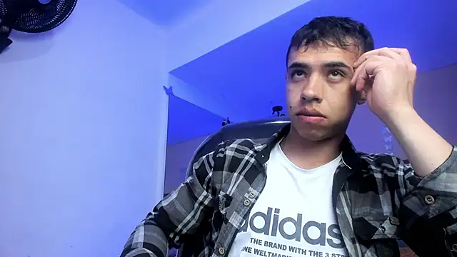 Snapshot of Muscle_Scott chatting on 02.17.26 Muscle Scott online show from 02.17.26