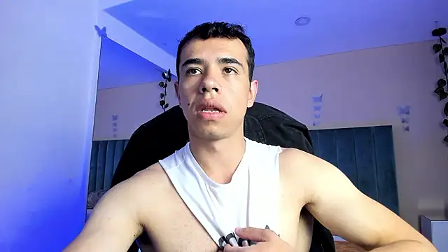 Snapshot of Muscle_Scott chatting on 02.26.26 Muscle Scott online show from 02.26.26