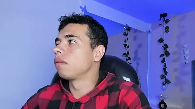 Snapshot of Muscle_Scott chatting on 02.28.26 Muscle Scott online show from 02.28.26