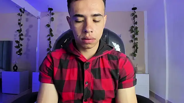 Snapshot of Muscle_Scott chatting on 03.06.26 Muscle Scott online show from 03.06.26