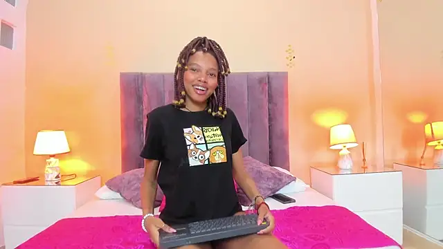 Kiaraa y Her Crazy online show from 03.25.26