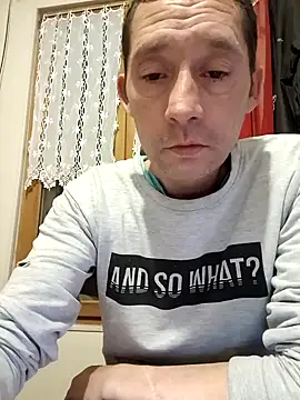 Snapshot of frederic198 chatting on 09.26.25 frederic198 online show from 09.26.25