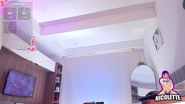 nicolette tay online show from 04.26.26