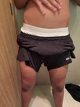 Snapshot of oconnnel chatting on 09.08.25 oconnnel online show from 09.08.25