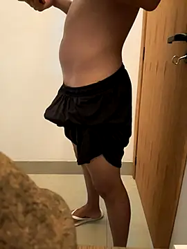 Snapshot of oconnnel chatting on 10.12.25 oconnnel online show from 10.12.25