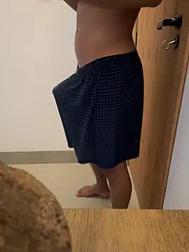 Snapshot of oconnnel chatting on 10.19.25 oconnnel online show from 10.19.25