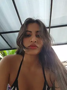 Snapshot of Rumy_2005 chatting on 10.28.25 Rumy 2005 online show from 10.28.25