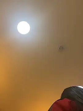 Snapshot of TiffanyyLam chatting on 09.20.25 TiffanyyLam online show from 09.20.25