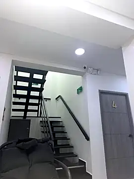 TiffanyyLam online show from 09.23.25