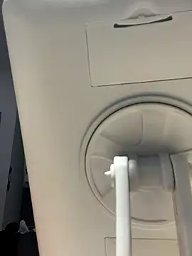 Snapshot of TiffanyyLam chatting on 10.14.25 TiffanyyLam online show from 10.14.25