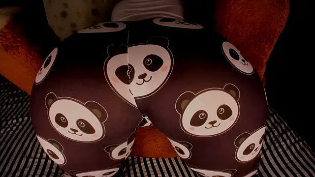 Snapshot of Gabby_Haze chatting on 11.18.25 Gabby Haze online show from 11.18.25