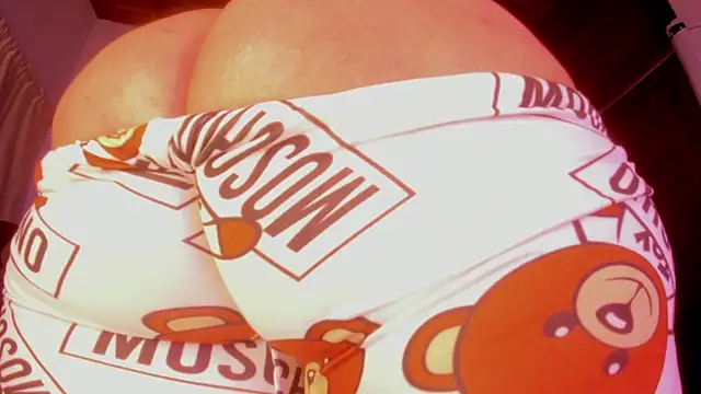 Snapshot of Gabby_Haze chatting on 01.09.26 Gabby Haze online show from 01.09.26