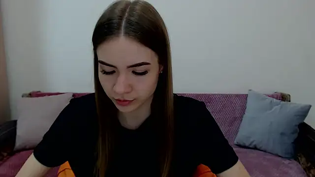 Snapshot of aSingleOne chatting on 10.14.25 aSingleOne online show from 10.14.25