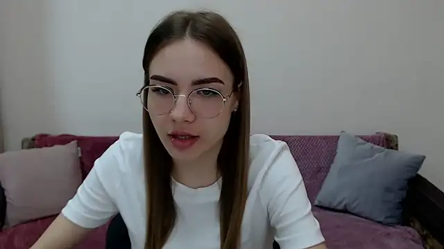 Snapshot of aSingleOne chatting on 10.15.25 aSingleOne online show from 10.15.25