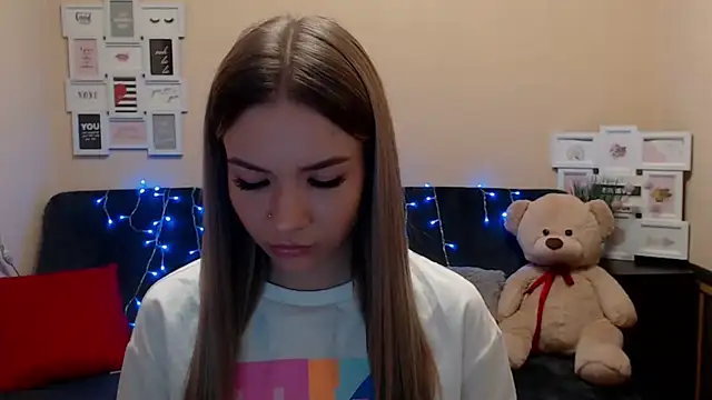 Snapshot of aSingleOne chatting on 02.22.26 aSingleOne online show from 02.22.26