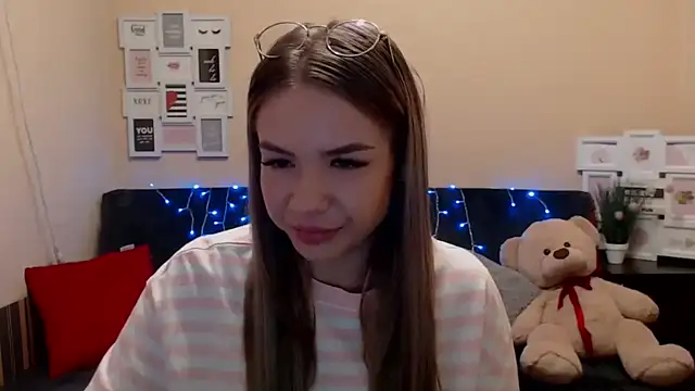 Snapshot of aSingleOne chatting on 02.27.26 aSingleOne online show from 02.27.26