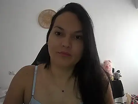 dulvolkova online show from 10.29.25