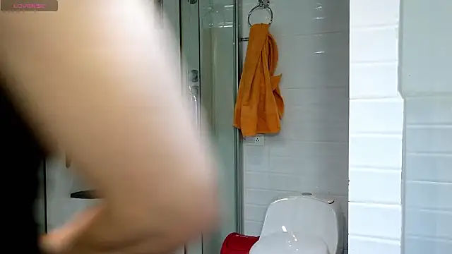 Snapshot of enzo_steel chatting on 03.15.26 enzo steel online show from 03.15.26