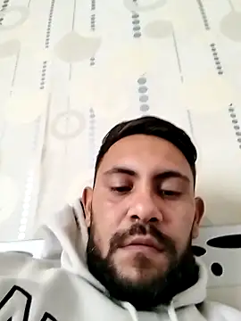 Snapshot of couplebest1 chatting on 09.12.25 couplebest1 online show from 09.12.25