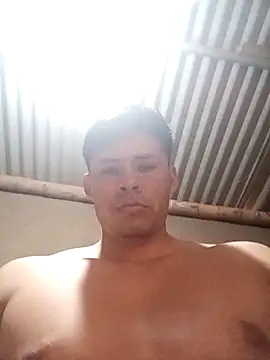 Snapshot of Gustavo1135e chatting on 11.06.25 Gustavo1135e online show from 11.06.25