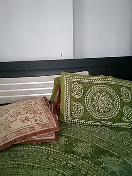 Snapshot of Deepa_Sharma143 chatting on 10.08.25 Deepa Sharma143 online show from 10.08.25