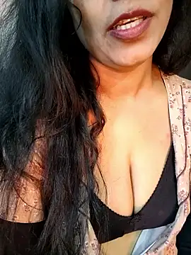 Snapshot of Deepa_Sharma143 chatting on 02.03.26 Deepa Sharma143 online show from 02.03.26