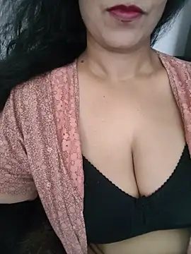 Deepa Sharma143 online show from 07.05.26