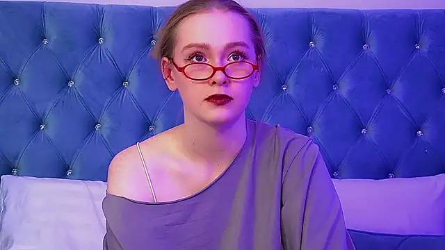 AgataFoxley online show from 03.04.26