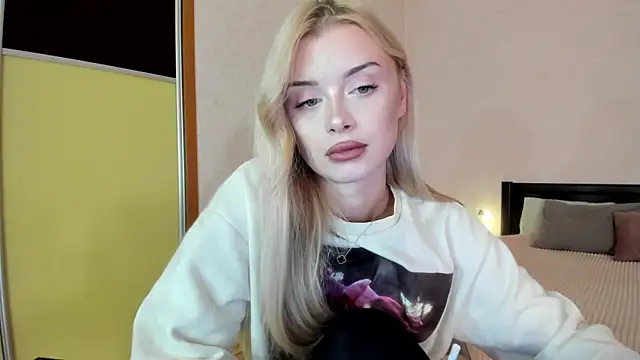 AlissaTenderly online show from 10.20.25