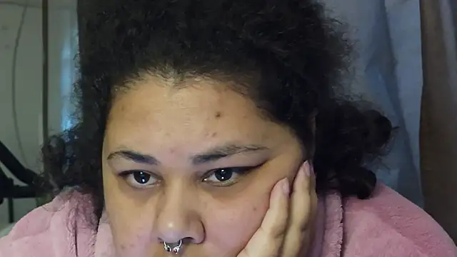 Snapshot of xlatinastar chatting on 05.22.26 xlatinastar online show from 05.22.26