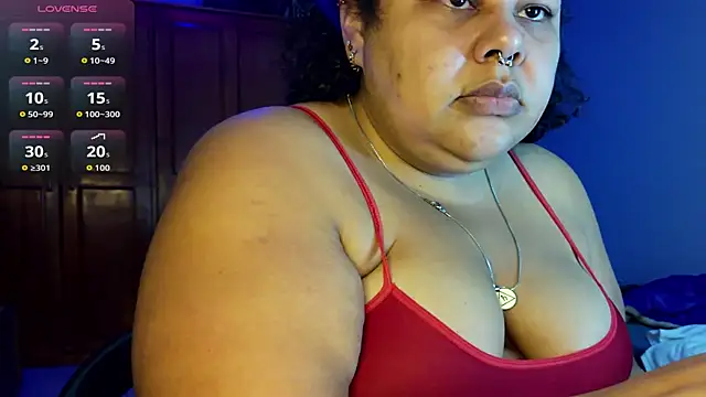 Snapshot of xlatinastar chatting on 05.26.26 xlatinastar online show from 05.26.26